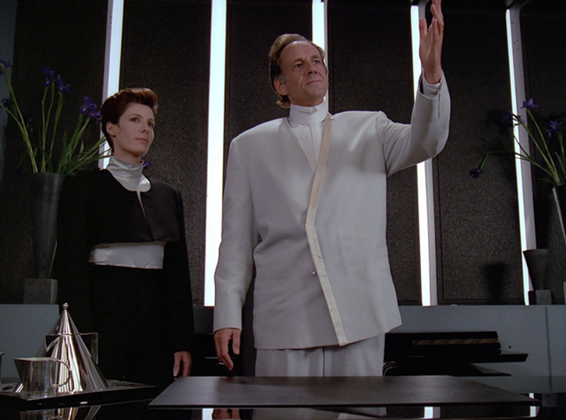 Illustration for article titled Los trajes más locos e increíbles de Star Trek: La nueva generación